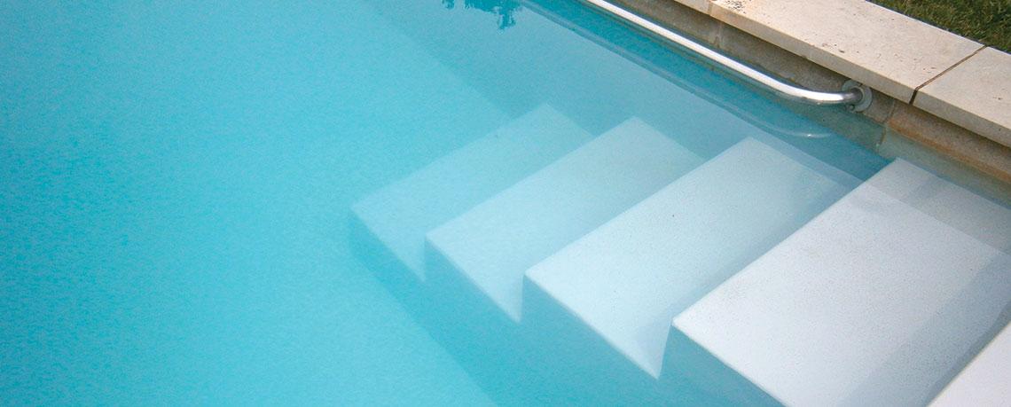 Pourquoi L’Eau De Ma Piscine Est Trouble ?