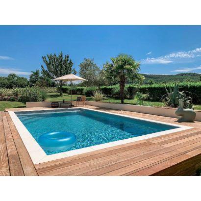 Solutions innovantes pour personnaliser et valoriser l'espace autour de la piscine
