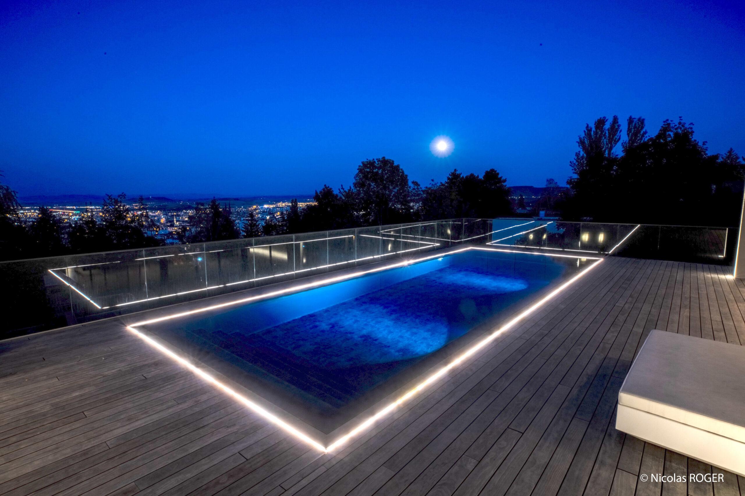 Piscine Et Nuit : Faut-Il Arrêter La Pompe ?