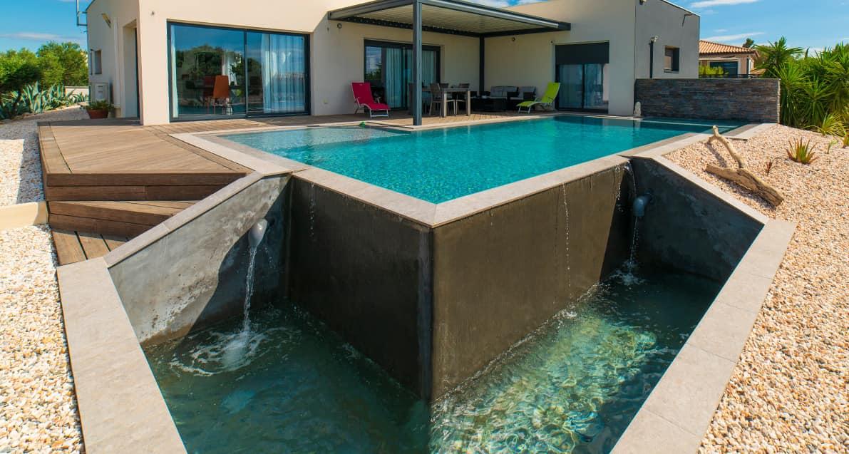 Différences Piscine Béton Et Piscine Naturelle