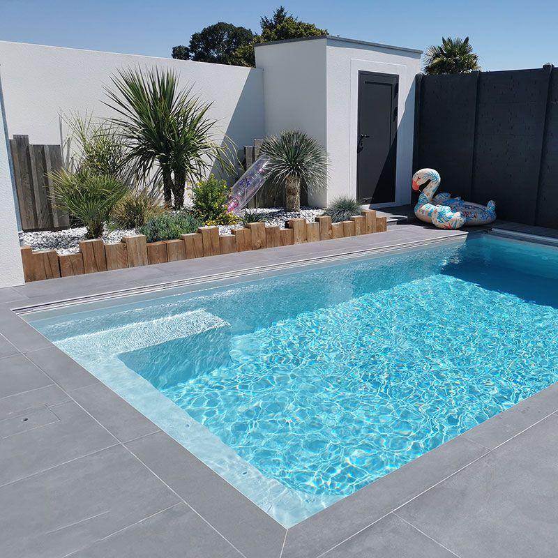 Choisir le bon moment pour remplacer le liner d’une piscine